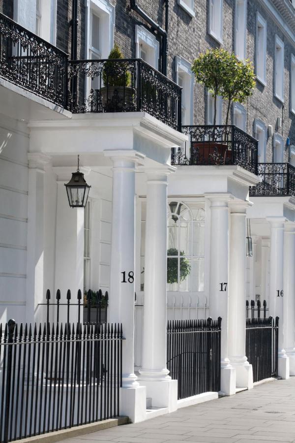 Avari - Winchester Collection Londra