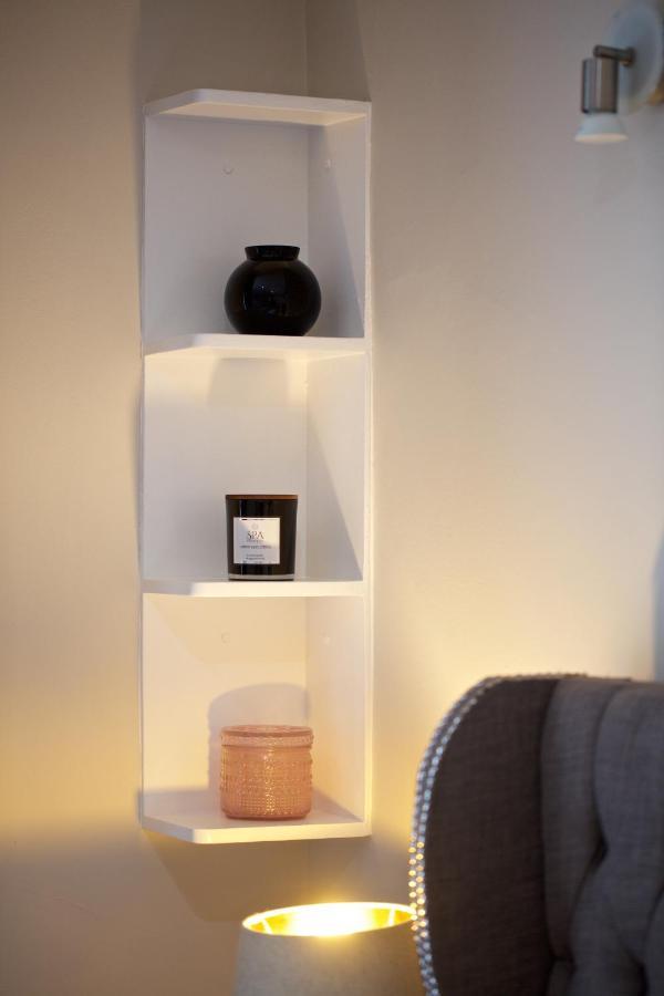Avari - Winchester Collection * Londra